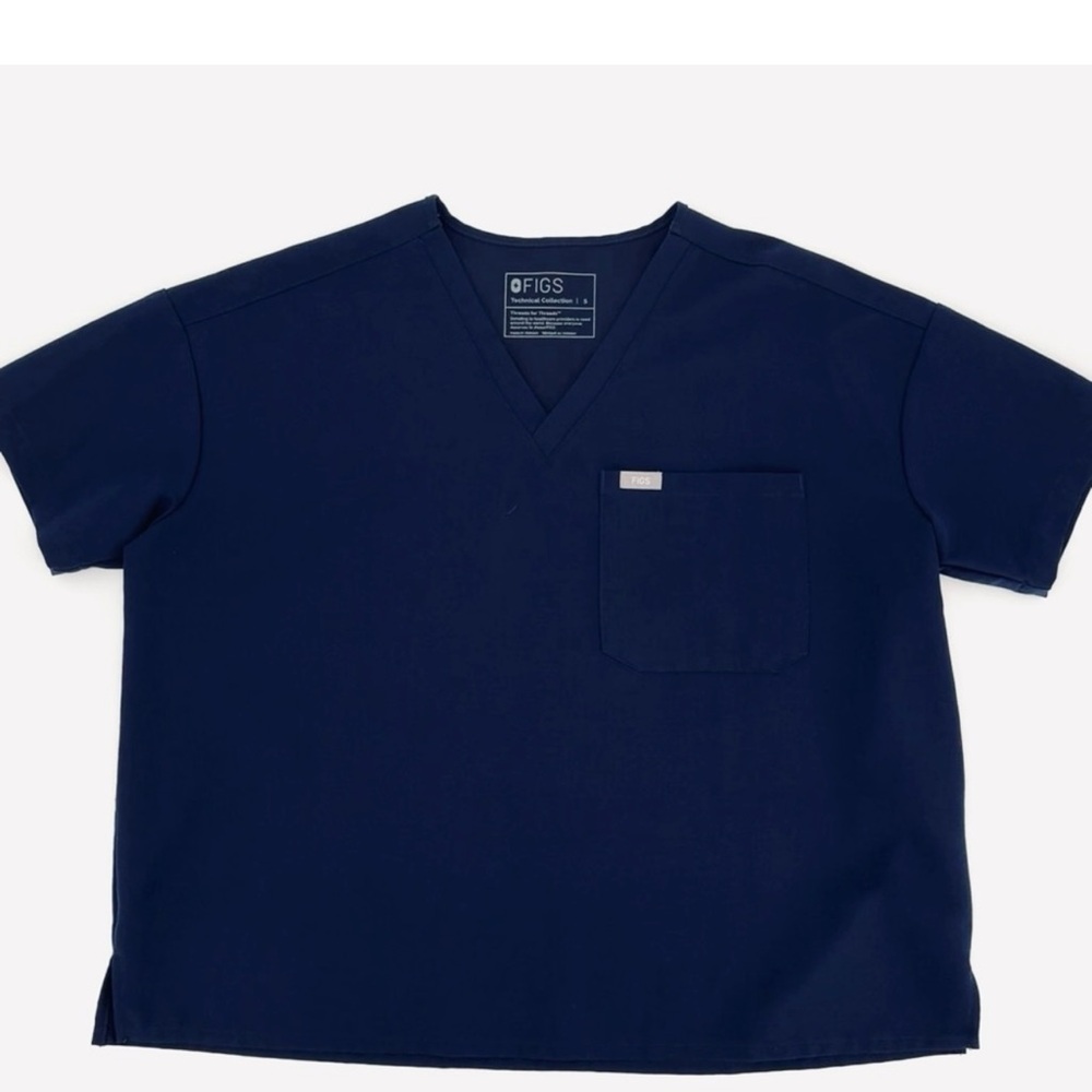 Figs Relaxed Catarina scrub top